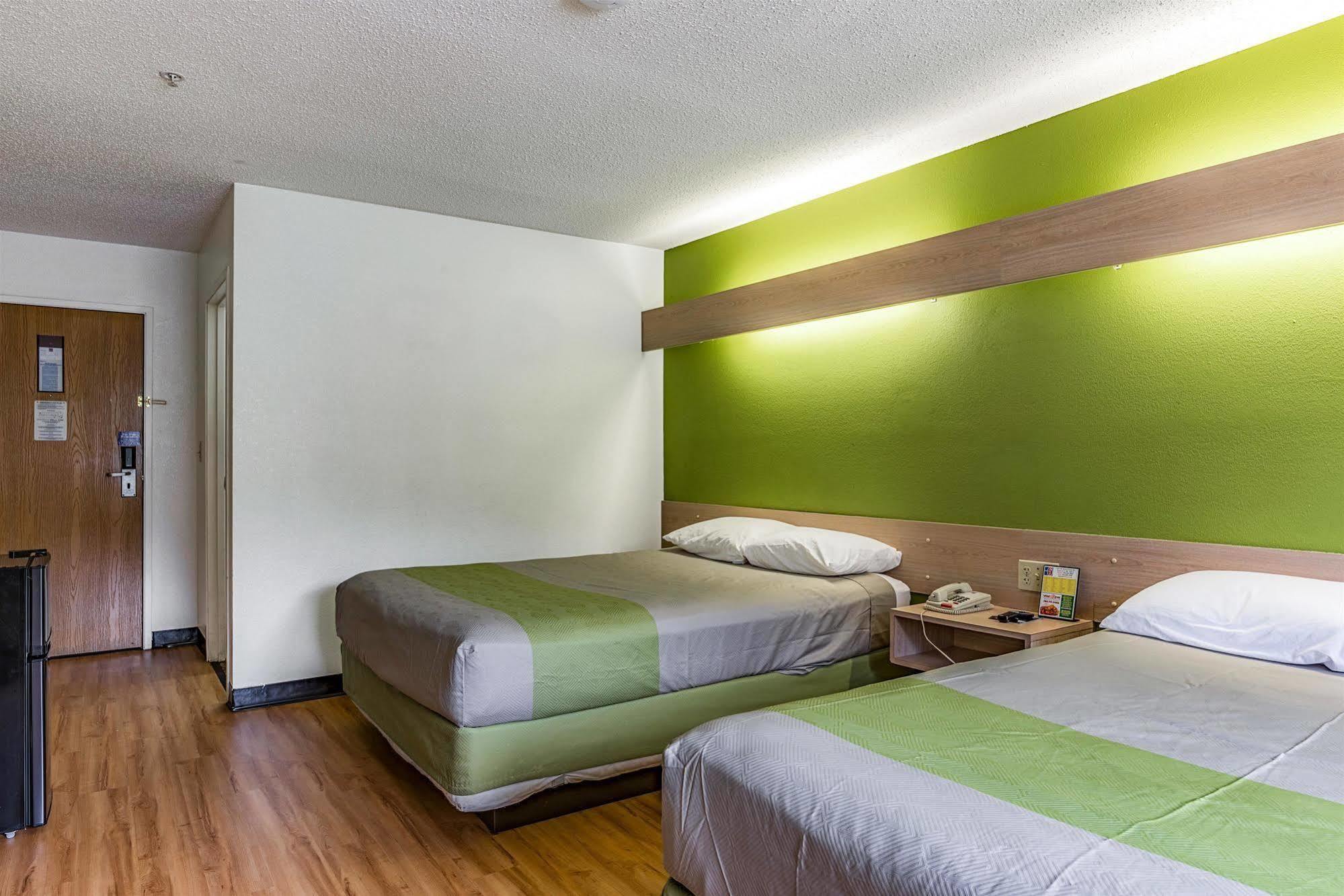 Motel 6-Charlotte, Nc - University エクステリア 写真