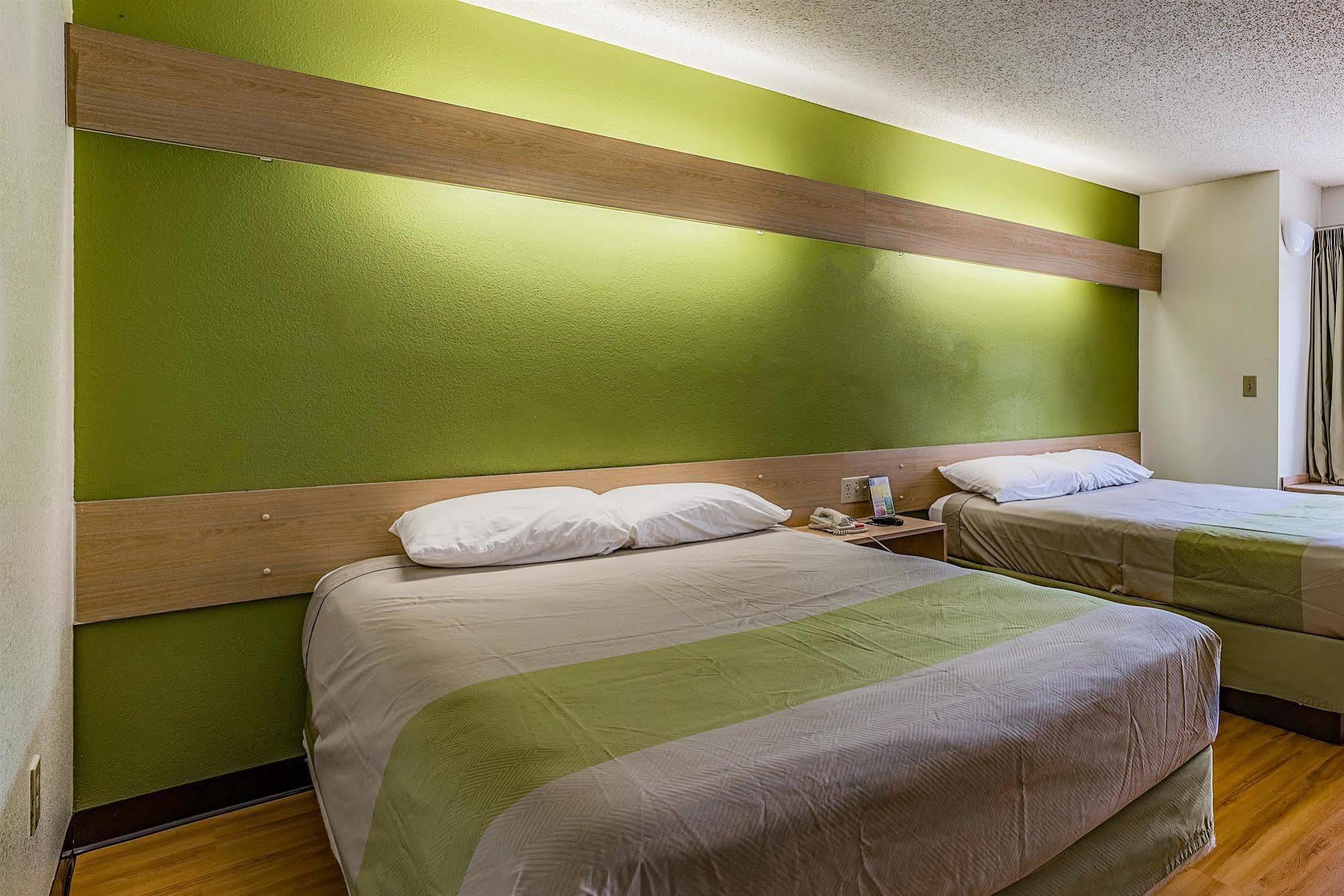 Motel 6-Charlotte, Nc - University エクステリア 写真